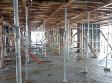 Escoras Metlicas ou de Madeira: qual  o melhor sistema para laje?